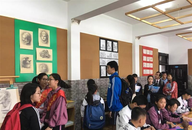 三中三澳門，探索與解析，三中三澳門，深度探索與解析