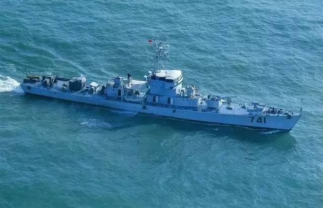 中國(guó)海軍艦艇發(fā)展史，從遠(yuǎn)古到現(xiàn)代的海上力量崛起，中國(guó)海軍艦艇發(fā)展史，海上力量的崛起之路