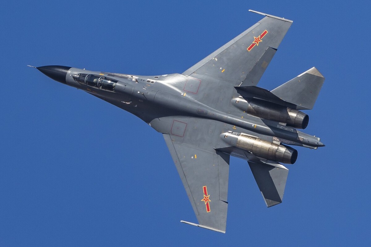 殲-11戰(zhàn)斗機(jī)深度解析資料，殲-11戰(zhàn)斗機(jī)深度解析與性能探討